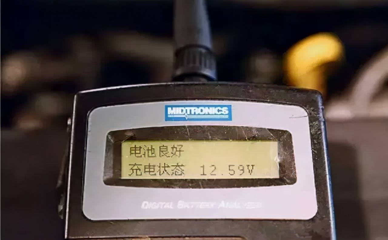 汽车电瓶电量低，潜在风险与应对策略