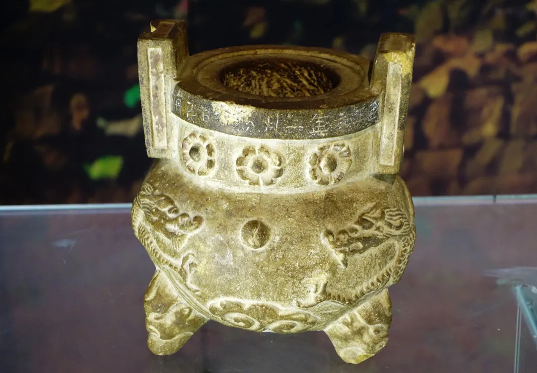 1876-20世纪初，澳门历史与文化变迁的深度剖析—基于澳葡时期资料大全