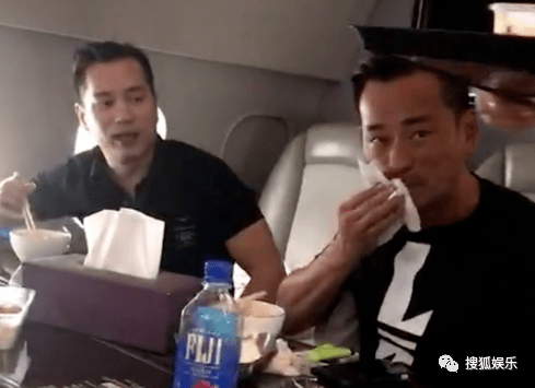 澳门六叔的最新现状，从赌业传奇到社会慈善家的视频介绍
