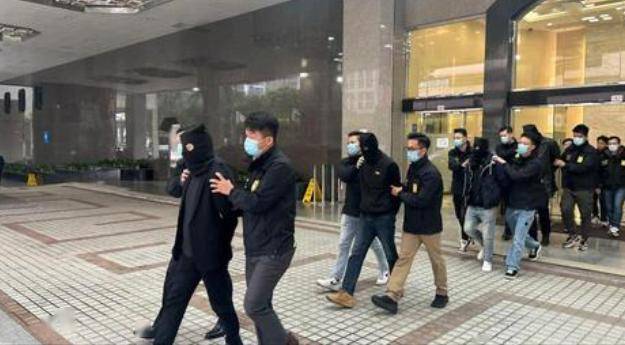澳门六叔官网中文版官方，揭秘背后的真相与合法性