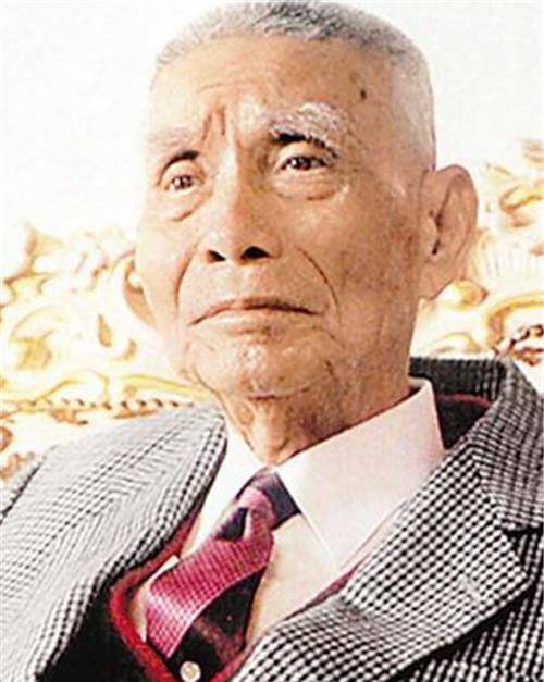 澳门六叔，传奇色彩的赌业巨擘