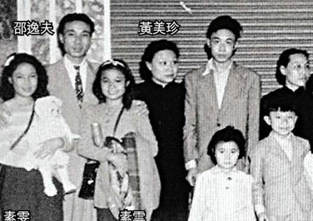 澳门六姐，揭秘赌城背后的传奇女性