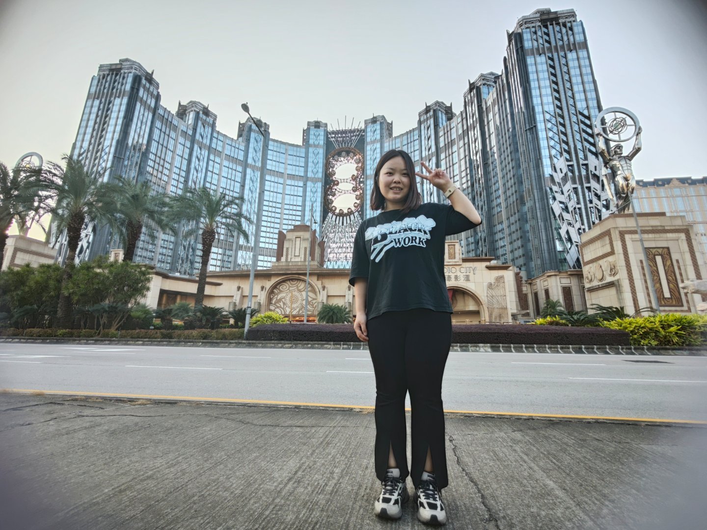 澳门六姐图片大全大图简单又漂亮视频