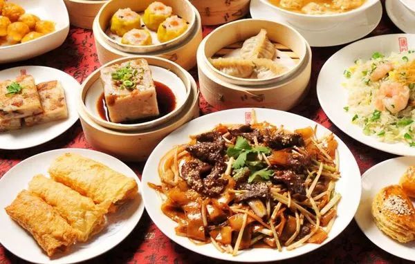 澳门六记粥面，探寻传统美食的味蕾之旅