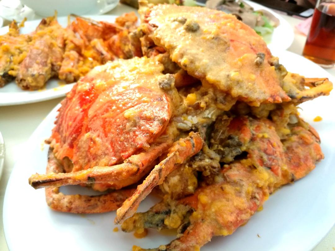 探秘澳门美食地标，六记水蟹粥店寻味之旅