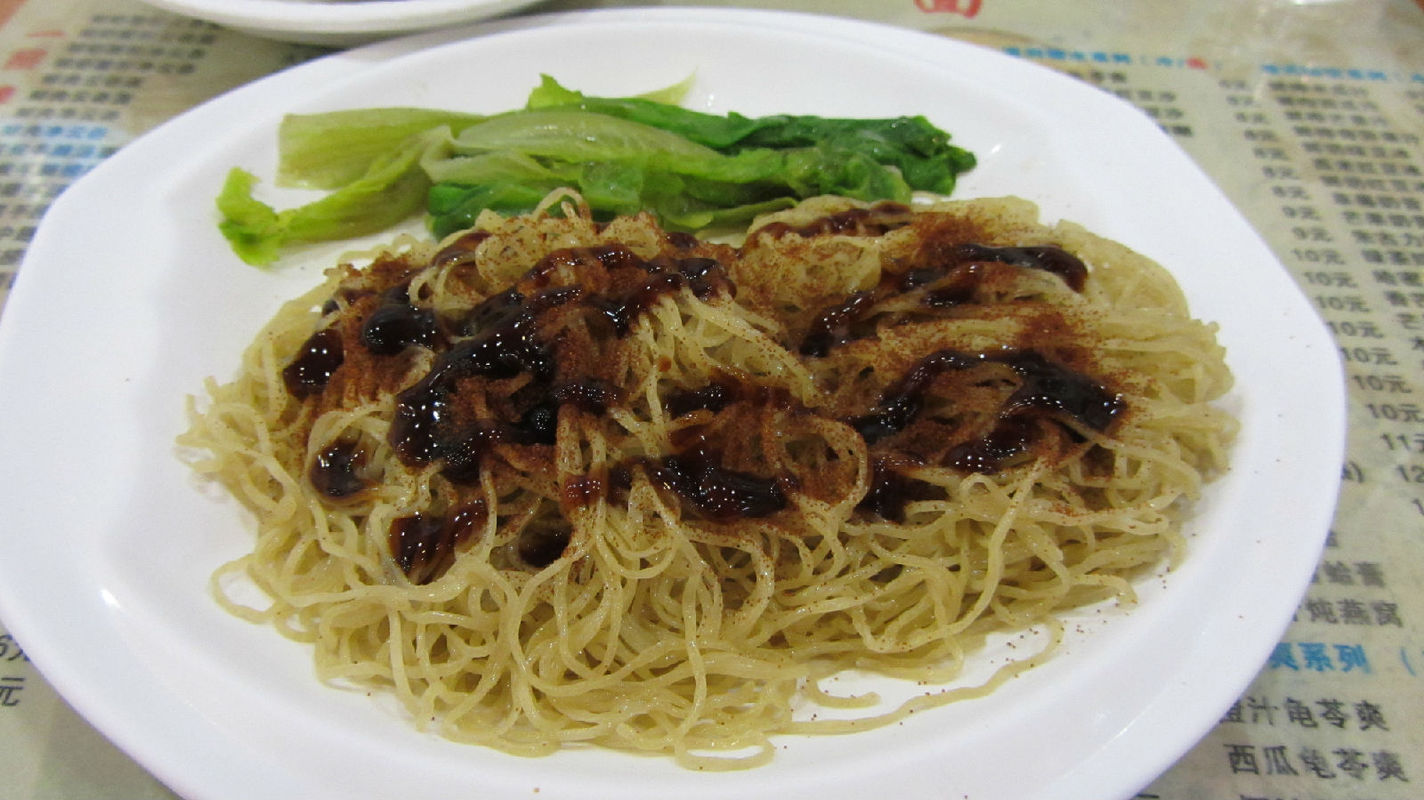 澳门美食探秘，六记虾子面的味蕾之旅