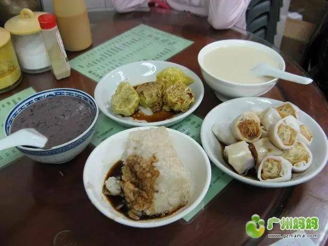 澳门六记粥面，在路环岛上品味地道美食的温馨之旅